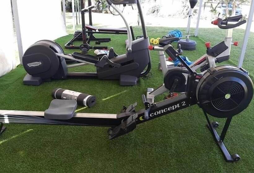 هتل The Farm Lodges And Spa