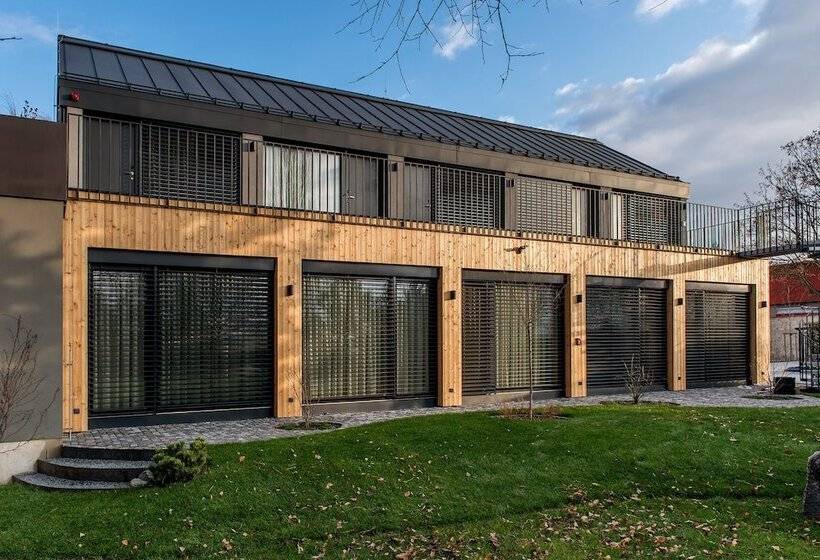 Отель Yard Resort