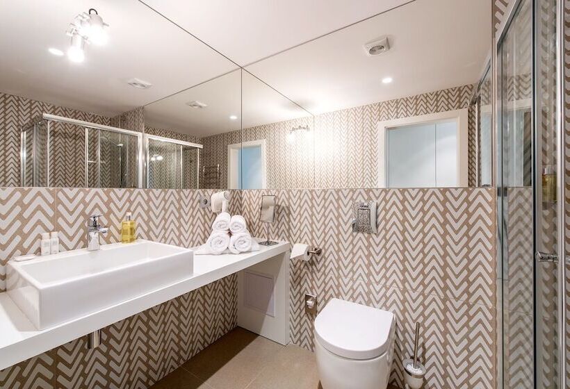 Отель Yard Resort