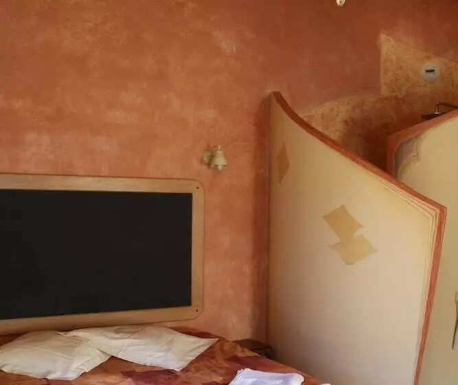 Majatalo Couette Et Tartine