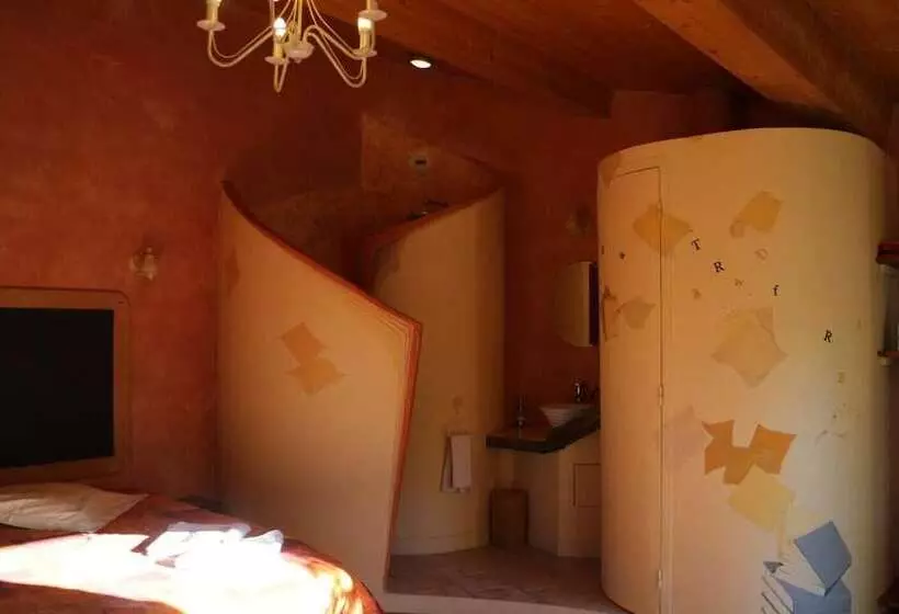 Majatalo Couette Et Tartine