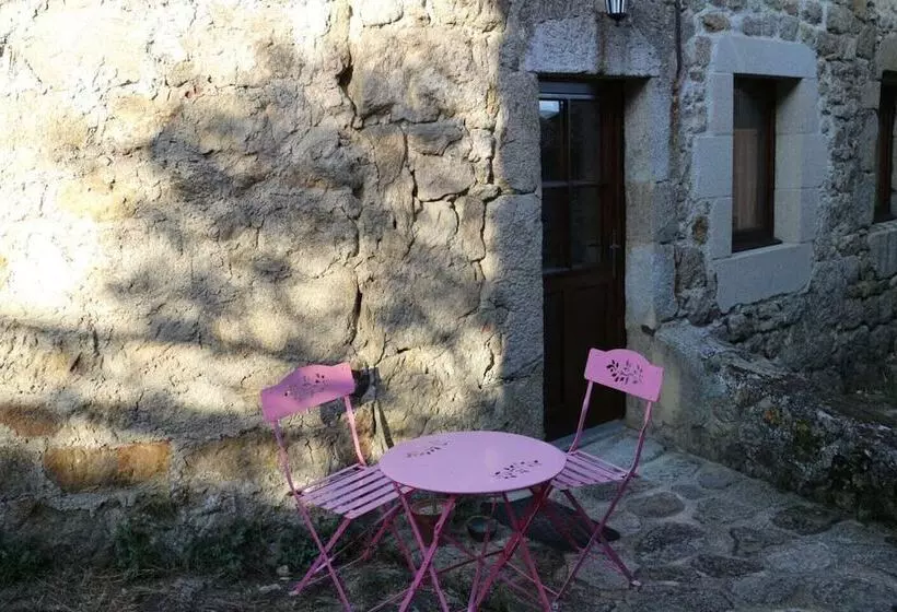 Majatalo Couette Et Tartine