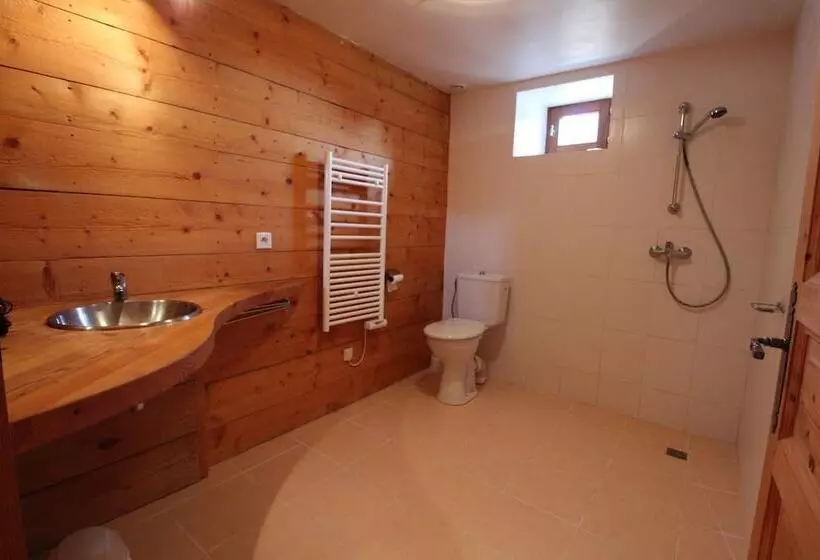 Majatalo Couette Et Tartine