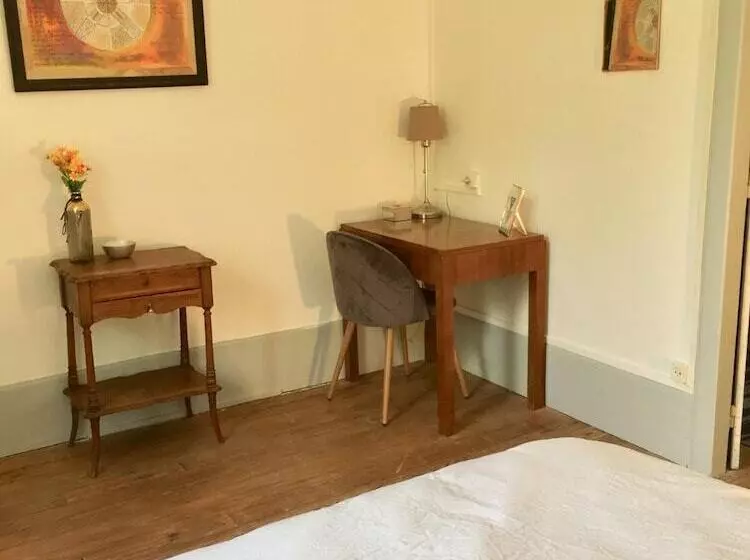 Majatalo Presque Au Chateau