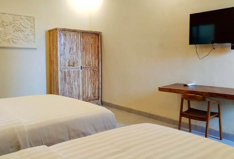 Umah Dangin Guesthouse Hostel