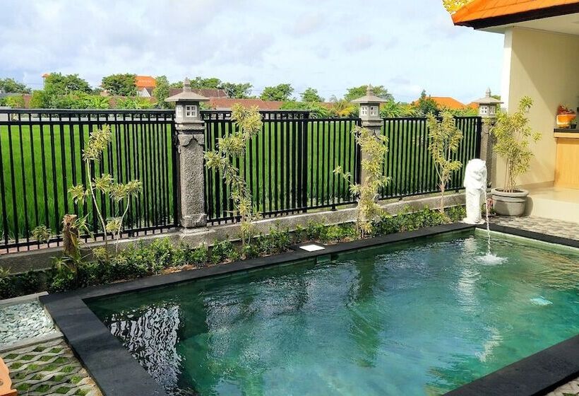 Umah Dangin Guesthouse Hostel