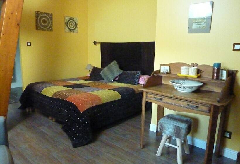 Bed and Breakfast Domaine De La Hurel