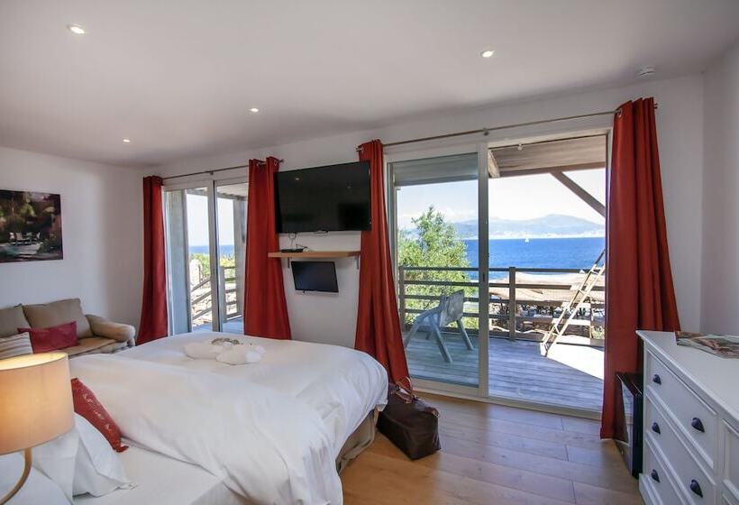 مبيت وإفطار Villa Kirssis