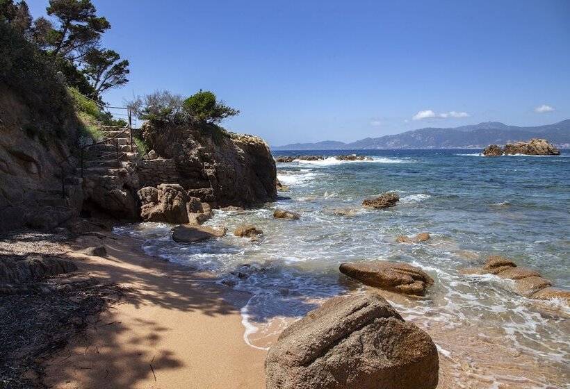 مبيت وإفطار Villa Kirssis