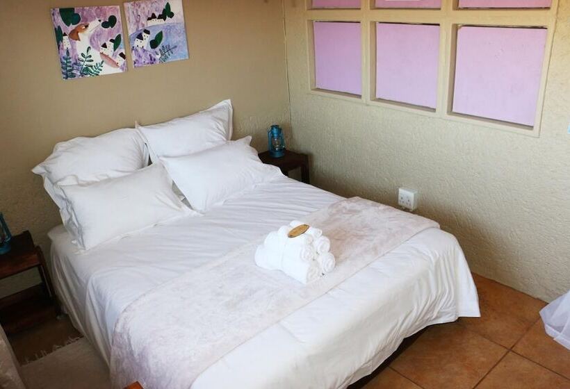 Bed & Breakfast White Linen Guesthouse