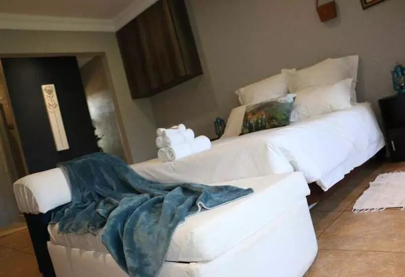 Aamiaismajoitus (B&B) White Linen Guesthouse