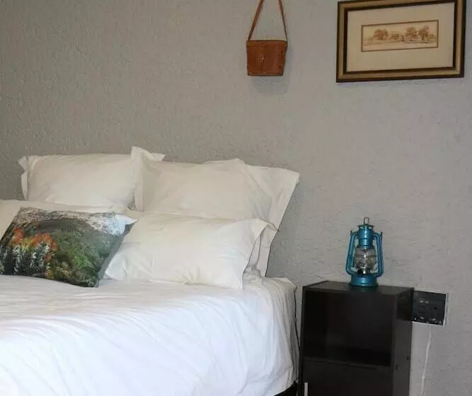 Aamiaismajoitus (B&B) White Linen Guesthouse