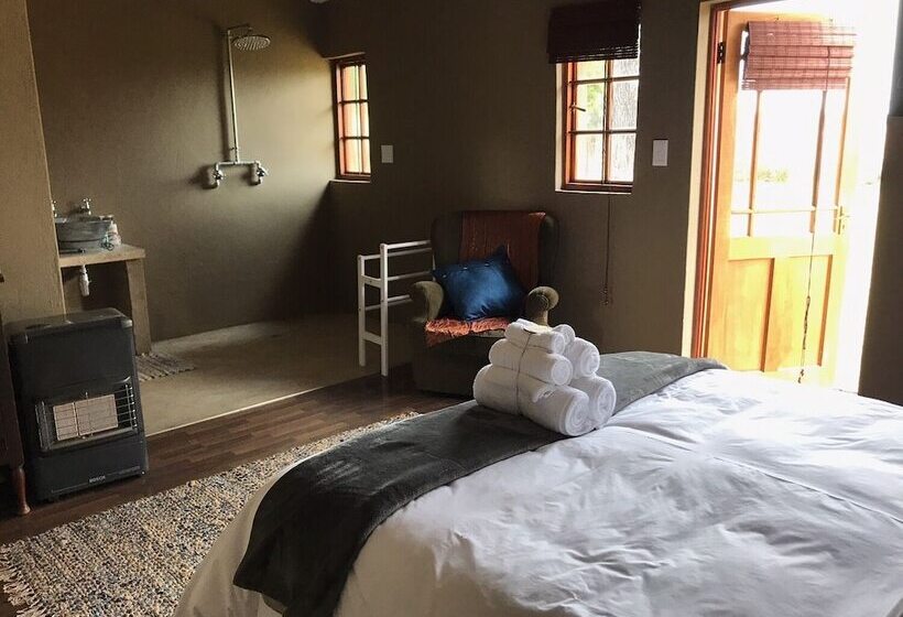 Bed & Breakfast White Linen Guesthouse