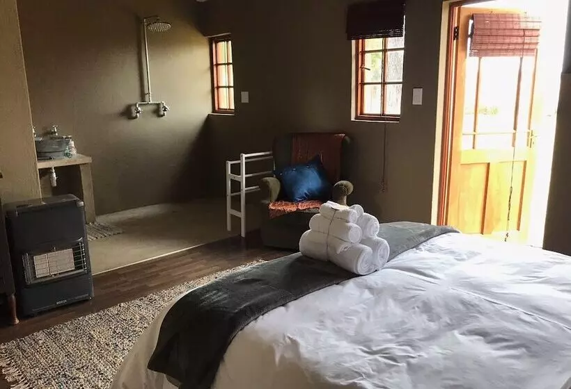 Aamiaismajoitus (B&B) White Linen Guesthouse