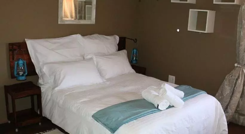 Aamiaismajoitus (B&B) White Linen Guesthouse