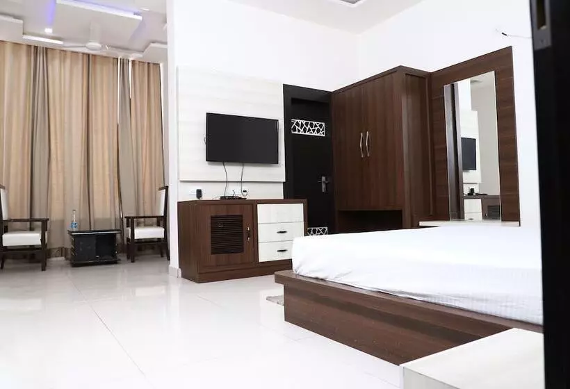 Diwan Hotel And Restaurant