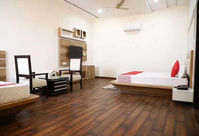 Diwan Hotel And Restaurant