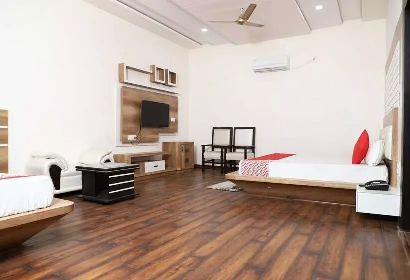 Diwan Hotel And Restaurant