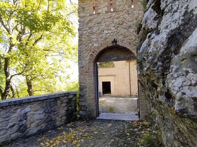 Eremo Celestiniano Madonna Dell Altare   Hostel