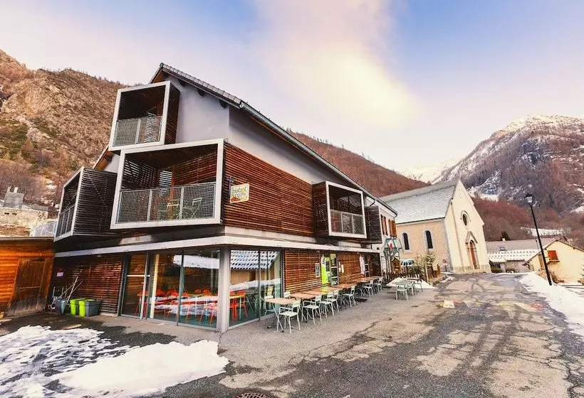 簡易ホテル Auberge Des Ecrins