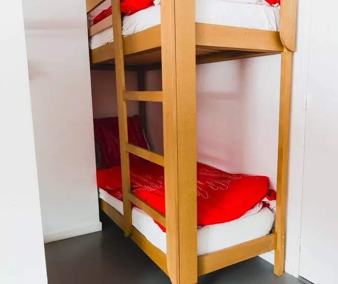 簡易ホテル Auberge Des Ecrins