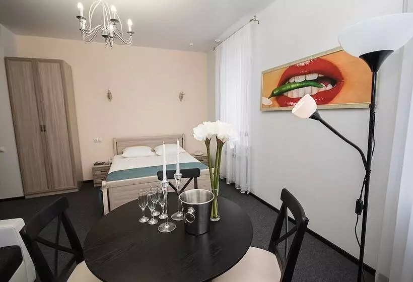 簡易ホテル Tkachi