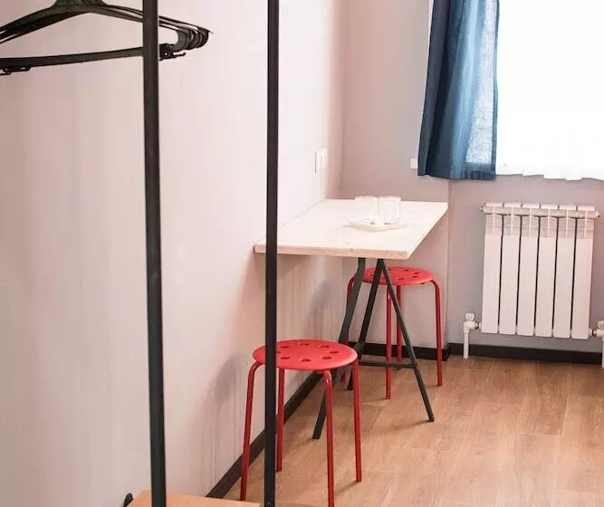 簡易ホテル Tkachi