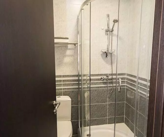 簡易ホテル Tkachi