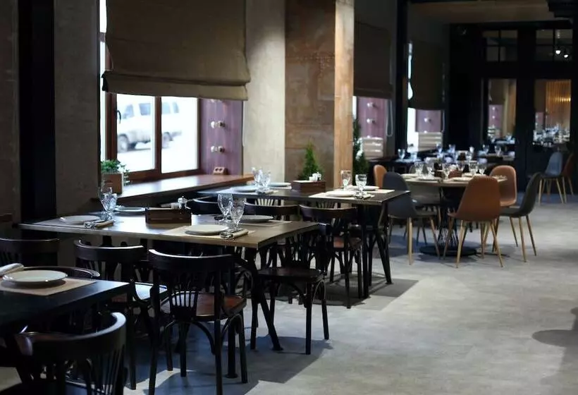 簡易ホテル Tkachi