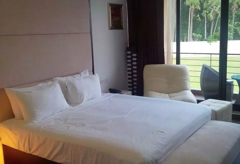 Hotelli Anora Beach Resort