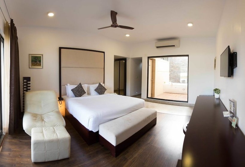 Hotel Anora Beach Resort