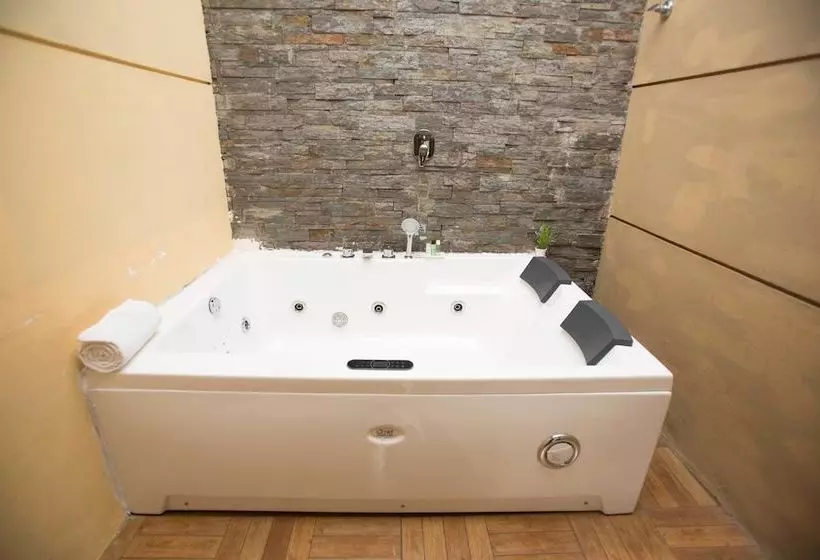 Hotelli Anora Beach Resort