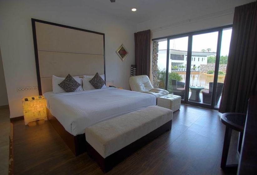 Hotel Anora Beach Resort