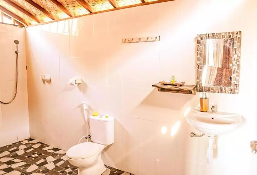 Hotelli Bataran Garden Cottage