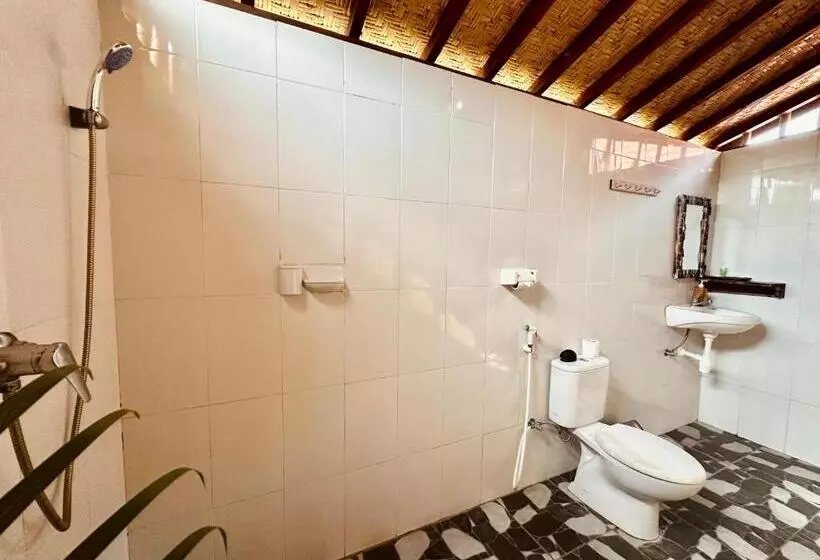 Hotelli Bataran Garden Cottage