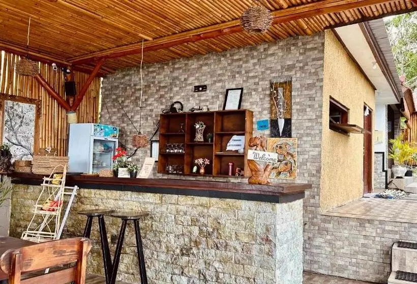 Hotelli Bataran Garden Cottage