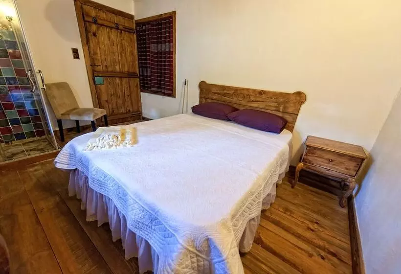 Birgi Hotel Saliha Hanim Tas Konak