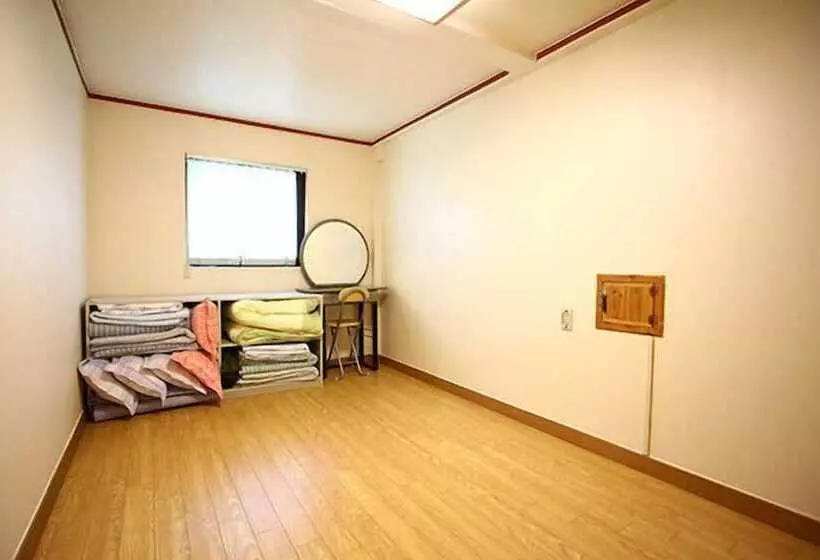 Hotelli Bluesky Pension