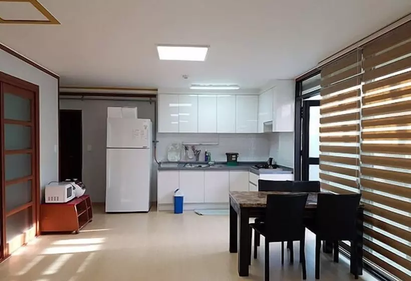 Hotelli Bluesky Pension