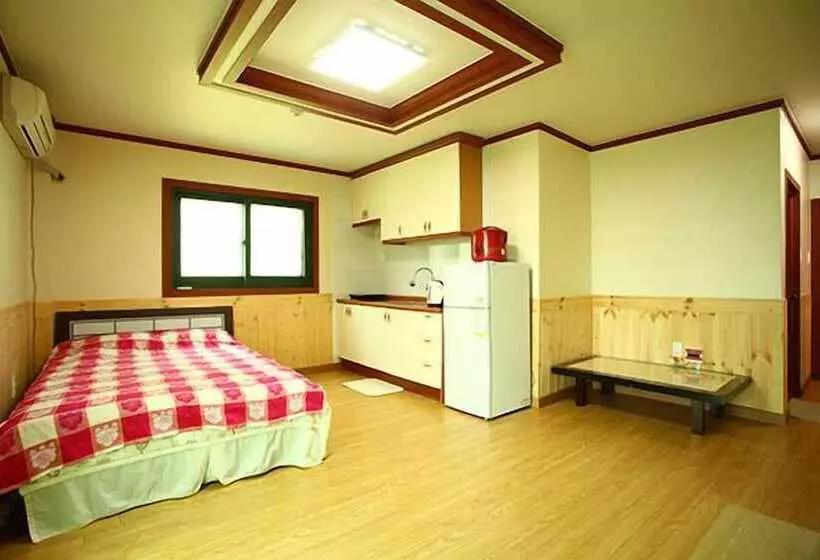 Hotelli Bluesky Pension