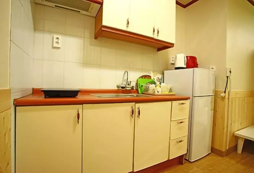 Hotelli Bluesky Pension