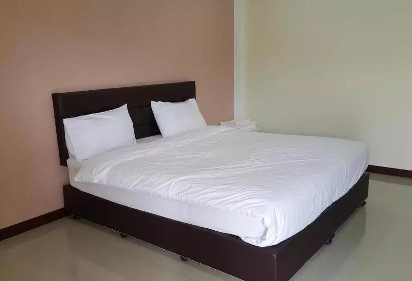 Hotelli Charoensuk Grand