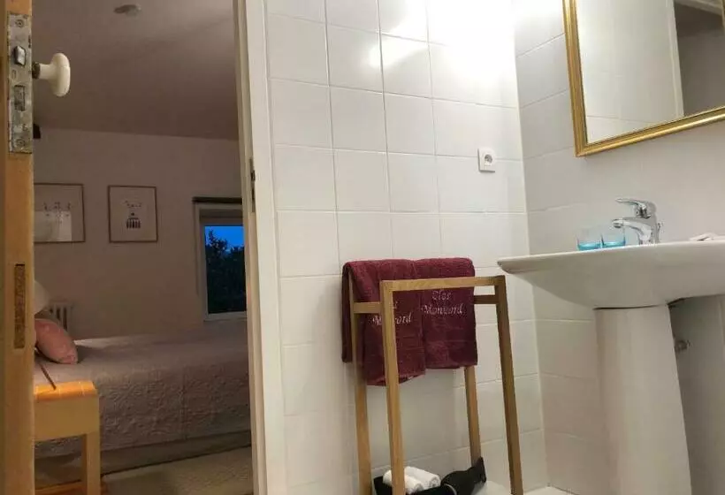 Hotelli Clos Monicord