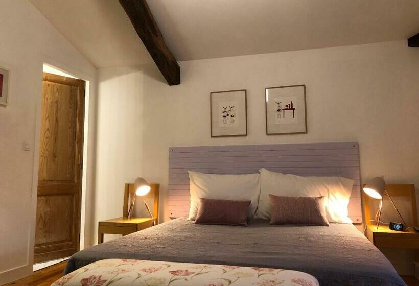 Отель Clos Monicord