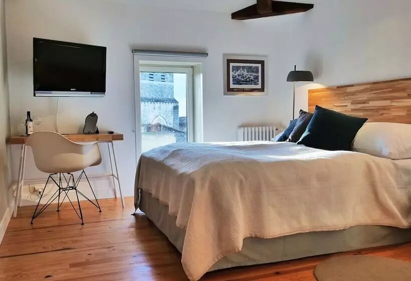 Hotelli Clos Monicord