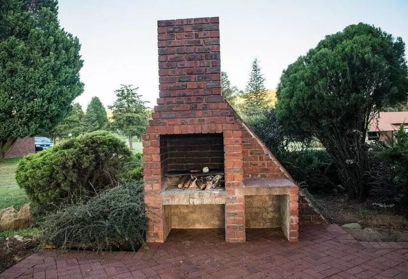 Hotelli First Group Qwantani