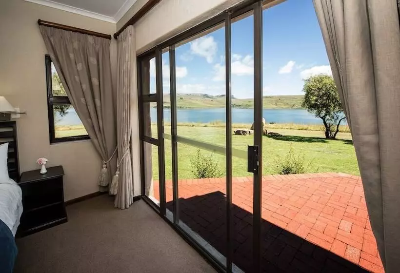 Hotelli First Group Qwantani