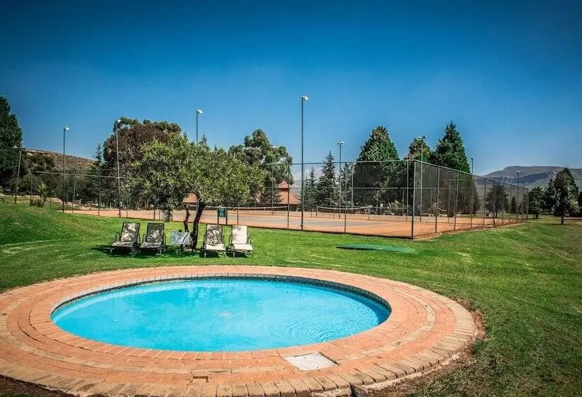 Hotelli First Group Qwantani