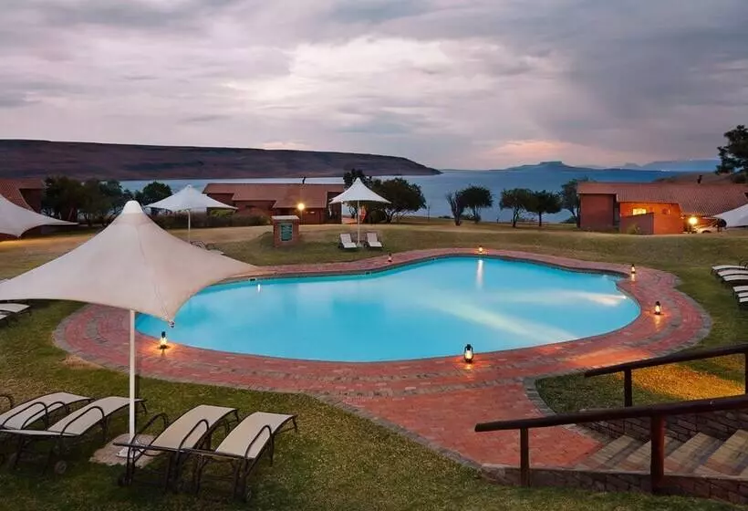 Hotelli First Group Qwantani