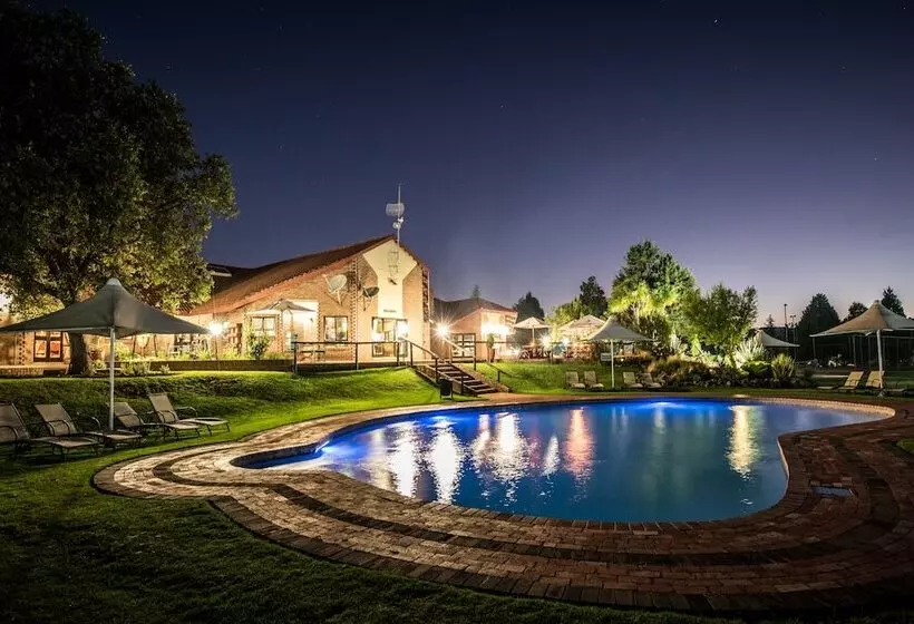 Hotelli First Group Qwantani